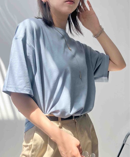 AS KNOW AS plus(アズノゥアズプラス)の「〇接触冷感 ラウンドビッグサイズTシャツ(Tシャツ/カットソー・レディース・ブルーグレー/オフホワイト/チャコールグレー・FREE)」の6枚目の写真