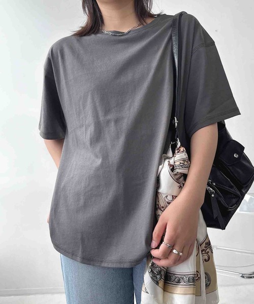 AS KNOW AS plus(アズノゥアズプラス)の「〇接触冷感 ラウンドビッグサイズTシャツ(Tシャツ/カットソー・レディース・ブルーグレー/オフホワイト/チャコールグレー・FREE)」の10枚目の写真