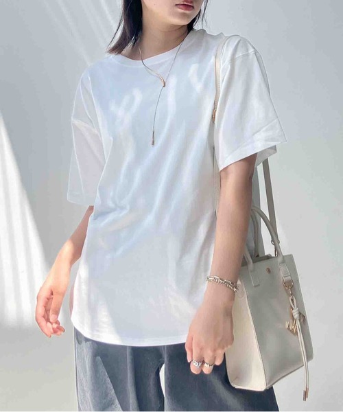 AS KNOW AS plus(アズノゥアズプラス)の「〇接触冷感 ラウンドビッグサイズTシャツ(Tシャツ/カットソー・レディース・ブルーグレー/オフホワイト/チャコールグレー・FREE)」の17枚目の写真