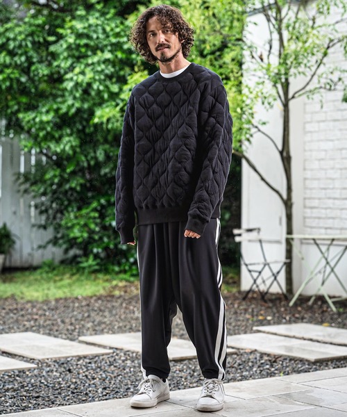 CAMBIO(カンビオ)の「mlt5750-Wave Quilted Crewneck Pullover キルティングプルオーバー(A73426cmb)(Tシャツ/カットソー・メンズ・ベージュ/ブラック・M/S/L)」の10枚目の写真