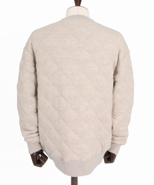 CAMBIO(カンビオ)の「mlt5750-Wave Quilted Crewneck Pullover キルティングプルオーバー(A73426cmb)(Tシャツ/カットソー・メンズ・ベージュ/ブラック・M/S/L)」の17枚目の写真