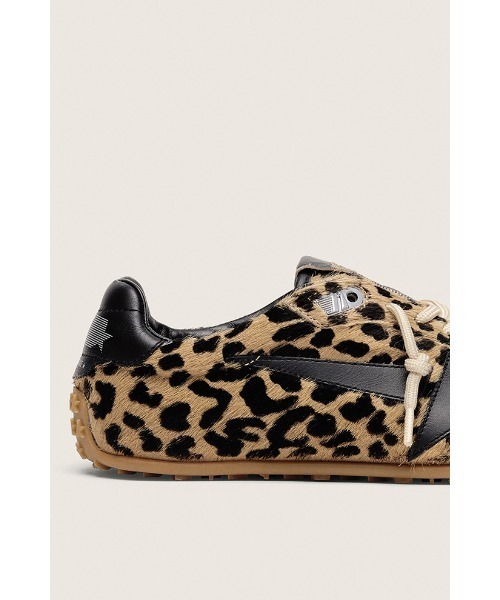 GOLDEN GOOSE(ゴールデングース)の「Marathon Speed レディース レオパード柄ポニースキン(ベージュ&ブラック) レザースター(ブラック)(スニーカー・レディース・レオパード・36/35/39/38/37)」の3枚目の写真