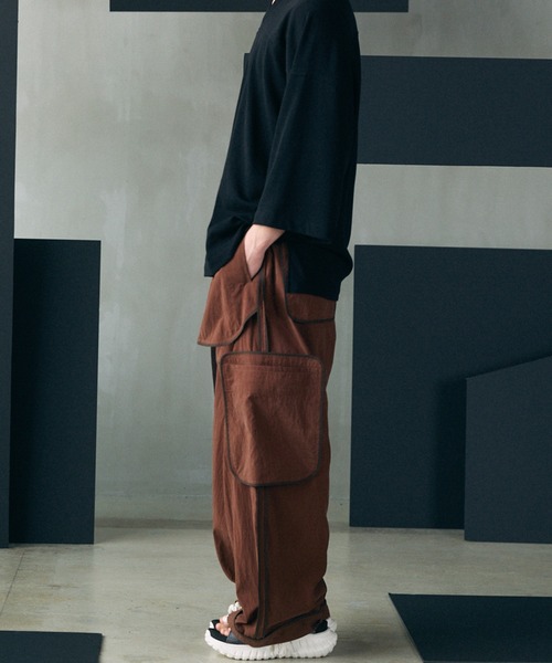 MAISON SPECIAL（メゾンスペシャル）の「《UNISEX》Lyocell Nylon Washer Prime-Wide Inside-out Slacks/リヨセルナイロンワッシャープライムワイドインサイドアウトスラックス【MAISON SPECIAL/メゾンスペシャル】■セットアップ対応■（その他パンツ・メンズ・ブラウン/ブラック/グレイッシュベージュ・2/1/0）」の18枚目の写真