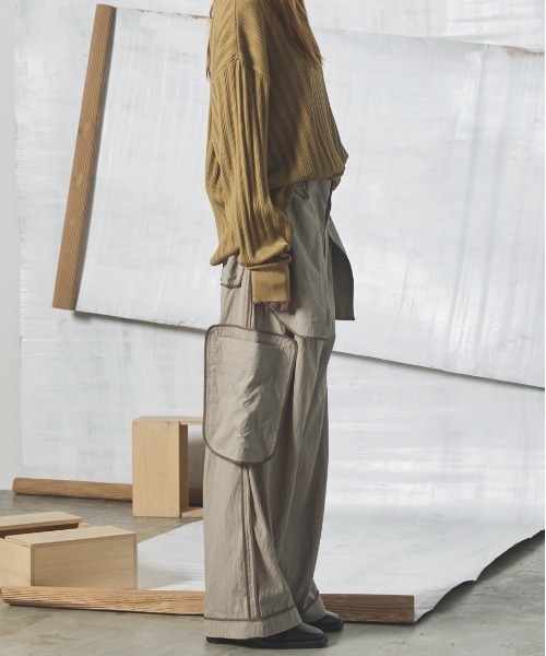 MAISON SPECIAL（メゾンスペシャル）の「《UNISEX》Lyocell Nylon Washer Prime-Wide Inside-out Slacks/リヨセルナイロンワッシャープライムワイドインサイドアウトスラックス【MAISON SPECIAL/メゾンスペシャル】■セットアップ対応■（その他パンツ・メンズ・ブラウン/ブラック/グレイッシュベージュ・2/1/0）」の21枚目の写真