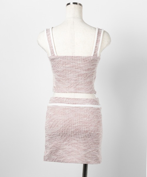 me+em select(ミームセレクト)の「※【 セットアップ】ツイードボタンショートビスチェ + ミニスカート SET / 【 SETUP 】tweed button short buister + mini skirt SET(セットアップ・レディース・ブラック/ピンク・SMALL/MEDIUM)」の8枚目の写真