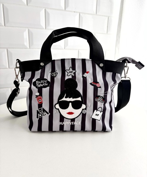 HAPPY FACE(ハッピーフェイス)の「エマ新刺繍2WAYショルダーストライプGY(ショルダーバッグ・レディース・ストライプ・ONE SIZE)」の7枚目の写真
