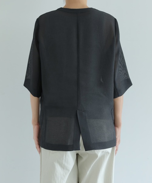 STYLE DELI(スタイルデリ)の「【selection】5分袖メッシュノーカラージャケット(Tシャツ/カットソー・レディース・ブラック/オフホワイト/チャコールグレー・FREE)」の16枚目の写真