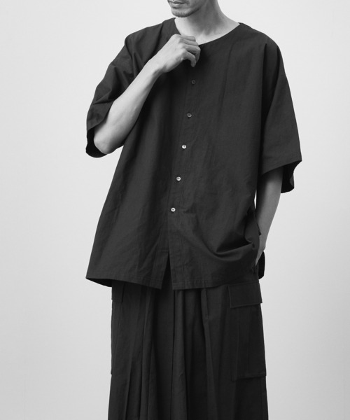 和ROBE（ワローブ）の「2026夏　WAROBE / DABO SHIRT（シャツ/ブラウス・メンズ・オリーブ系/ブラック・FREE）」の6枚目の写真