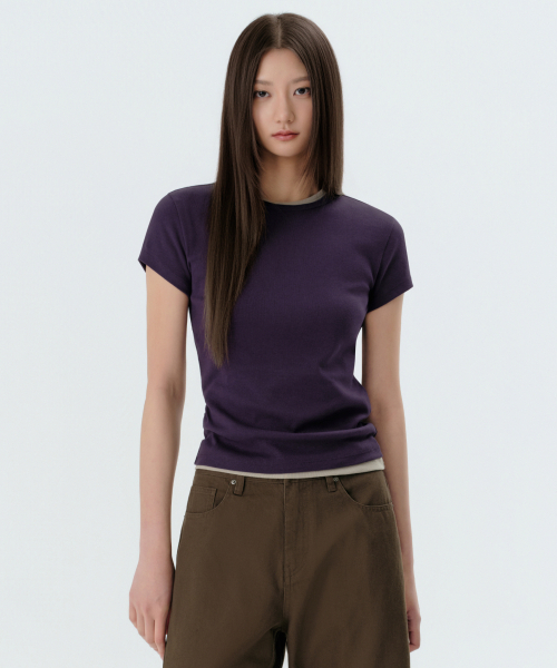 MUSINSA STANDARD WOMAN（ムシンサスタンダードウーマン）の「ウィメンズスリムクルーネックTシャツ[ダークパープル]（Tシャツ/カットソー・レディース・その他・SMALL/MEDIUM/LARGE/X-SMALL）」の3枚目の写真