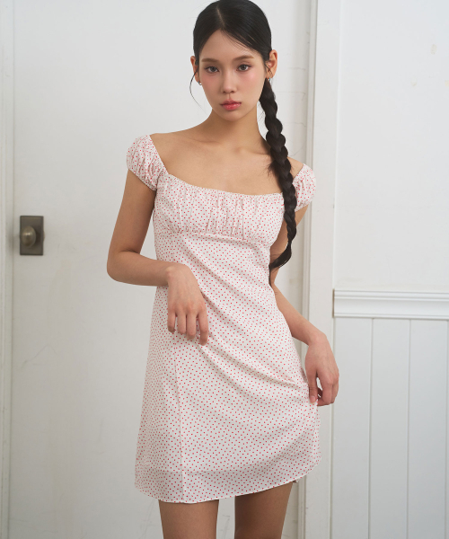 LIE MEQUE(リメーク)の「ハートレインパフミニドレスホワイト(ワンピース・レディース・ホワイト・SMALL/MEDIUM)」の2枚目の写真
