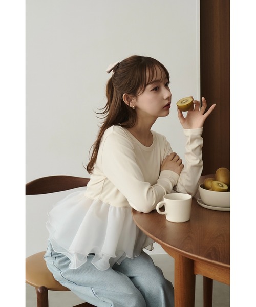 moi tytto(モイテュット)の「ボリュームフリル付きカットソー(Tシャツ/カットソー・レディース・ブラック/アイボリー・FREE)」の19枚目の写真