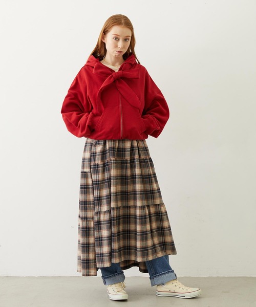 MILKFED.（ミルクフェド）の「BIG RIBBON SWEAT ZIP HOODIE（パーカー・レディース・レッド/ブラック/オフホワイト・ONE SIZE）」の17枚目の写真