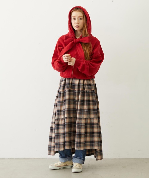 MILKFED.（ミルクフェド）の「BIG RIBBON SWEAT ZIP HOODIE（パーカー・レディース・レッド/ブラック/オフホワイト・ONE SIZE）」の19枚目の写真