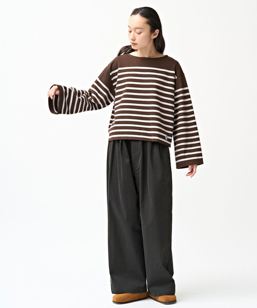 ORCIVAL(オーシバル)の「ORCIVAL | ラッセル ボートネック ワイドセーラーTシャツ WOMEN(Tシャツ/カットソー・レディース・ブラック系その他/ベージュ系その他/ブラウン系その他・1)」の17枚目の写真