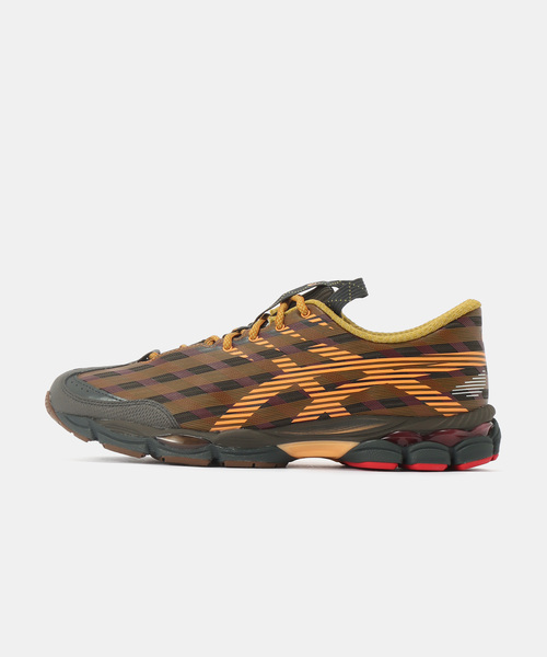 ASICS(アシックス)の「ASICS US8-S GEL-SJ33 1203B116.200(スニーカー・メンズ・オレンジ・27cm/26.5cm/25cm/24.5cm/24cm/23.5cm/28cm/27.5cm)」の1枚目の写真