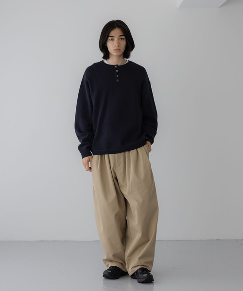 LOWRYS FARM（ローリーズファーム）の「【LFM(U)】プリーツウエストコクーンチノパンツ　1073720（その他パンツ・メンズ・ブラック/ベージュ・MEDIUM/LARGE）」の6枚目の写真