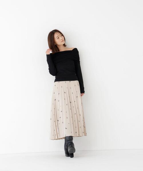NATURAL BEAUTY BASIC(ナチュラルビューティーベーシック)の「フラワープリントプリーツスカート(スカート・レディース・ブラウン系その他/ベージュ系その他・SMALL/MEDIUM)」の7枚目の写真