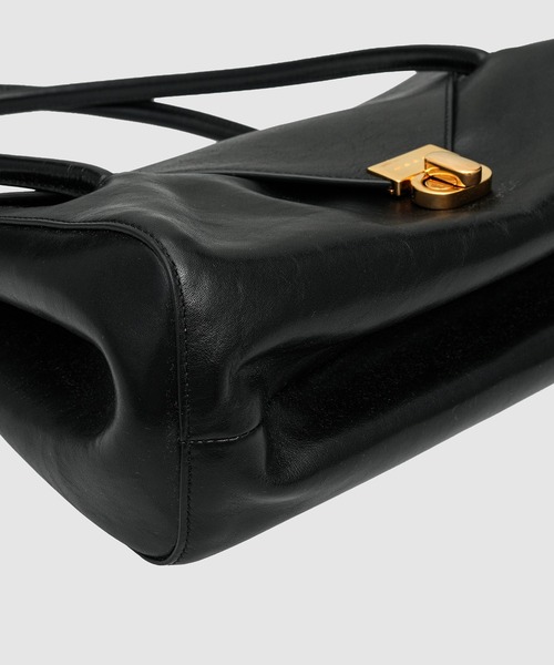 MARNI（マルニ）の「SHOULDER EAST WEST / カーフレザーバッグ（ショルダーバッグ・レディース・キャメル/ブラック・ONE SIZE）」の5枚目の写真