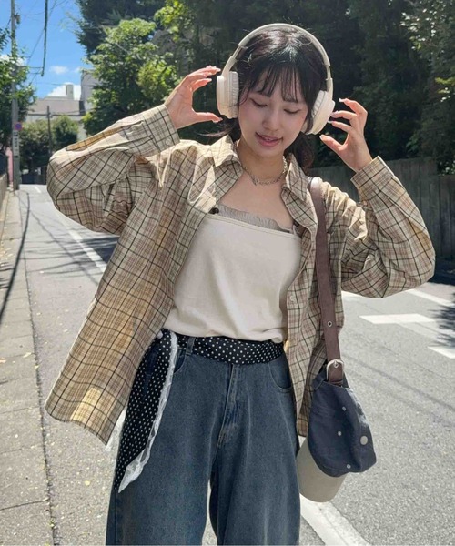 AS KNOW AS plus(アズノゥアズプラス)の「☆ポケット付きビッグサイズシャツ【UNISEX ITEM】(シャツ/ブラウス・レディース・ベージュ系/ブラック系/ブルー系・FREE)」の3枚目の写真