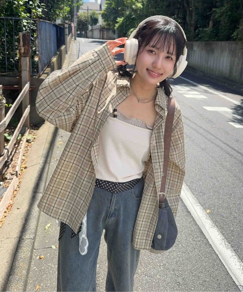 AS KNOW AS plus(アズノゥアズプラス)の「☆ポケット付きビッグサイズシャツ【UNISEX ITEM】(シャツ/ブラウス・レディース・ベージュ系/ブラック系/ブルー系・FREE)」の4枚目の写真
