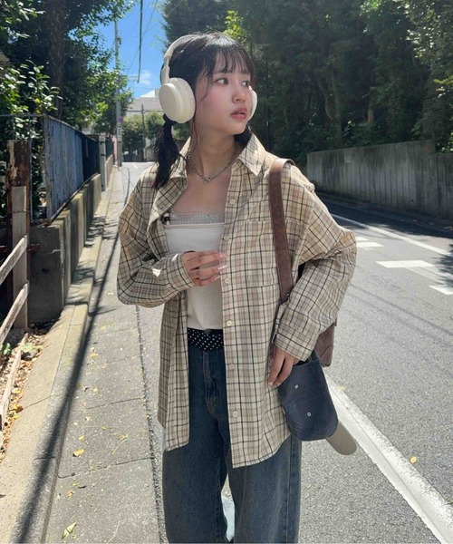 AS KNOW AS plus(アズノゥアズプラス)の「☆ポケット付きビッグサイズシャツ【UNISEX ITEM】(シャツ/ブラウス・レディース・ベージュ系/ブラック系/ブルー系・FREE)」の10枚目の写真