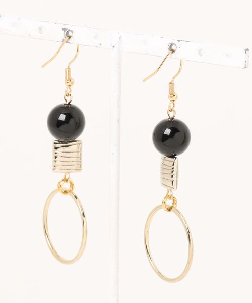 tone（トーン）の「【Astyle】black×goldステンレスピアス(MA)（ピアス（両耳用）・レディース・ゴールド・FREE）」の4枚目の写真