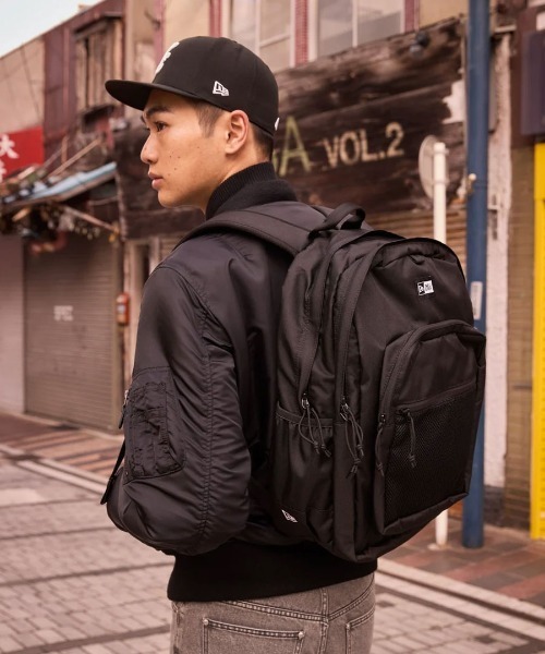 NEW ERA(ニューエラ)の「【NEW ERA】キャンパスパック 35L / 2カラー(バックパック/リュック・レディース・ブラック/レッド・フリー)」の18枚目の写真