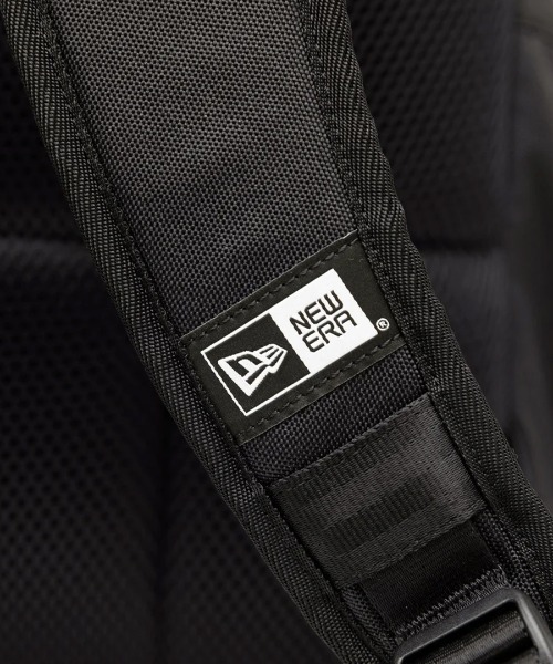 NEW ERA(ニューエラ)の「【NEW ERA】キャンパスパック 35L / 2カラー(バックパック/リュック・レディース・ブラック/レッド・フリー)」の22枚目の写真