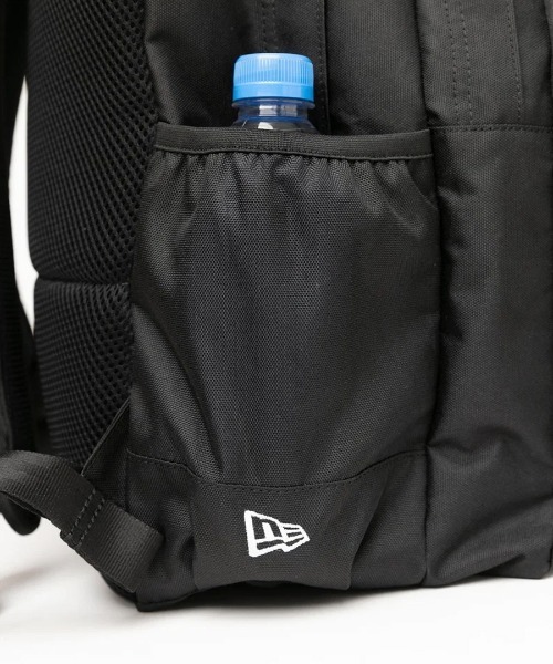 NEW ERA(ニューエラ)の「【NEW ERA】キャンパスパック 35L / 2カラー(バックパック/リュック・レディース・ブラック/レッド・フリー)」の4枚目の写真