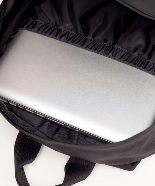 NEW ERA(ニューエラ)の「【NEW ERA】キャンパスパック 35L / 2カラー(バックパック/リュック・レディース・ブラック/レッド・フリー)」の5枚目の写真