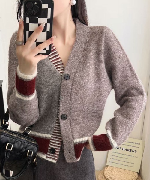 kirakiraShop(キラキラショップ)の「配色 ライン ニット カーディガン(カーディガン/ボレロ・レディース・アイボリー/モカ/グレー・FREE)」の3枚目の写真