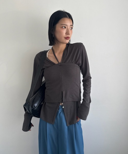 Ameri（アメリ）の「RELAX CUT TOP WITH 2WAY BARE TOP（Tシャツ/カットソー・レディース・アイボリー/スミクロ/ライトブルー・FREE）」の12枚目の写真