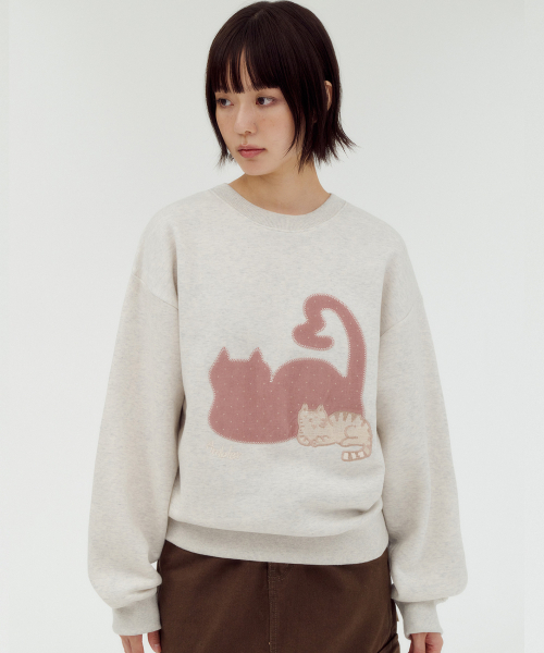 ambler(エムブラー)の「BETTER TOGETHER アップリケ刺繍スウェットTシャツ AMM1408(オートミール)(スウェット・レディース・その他・S/M/L)」の1枚目の写真