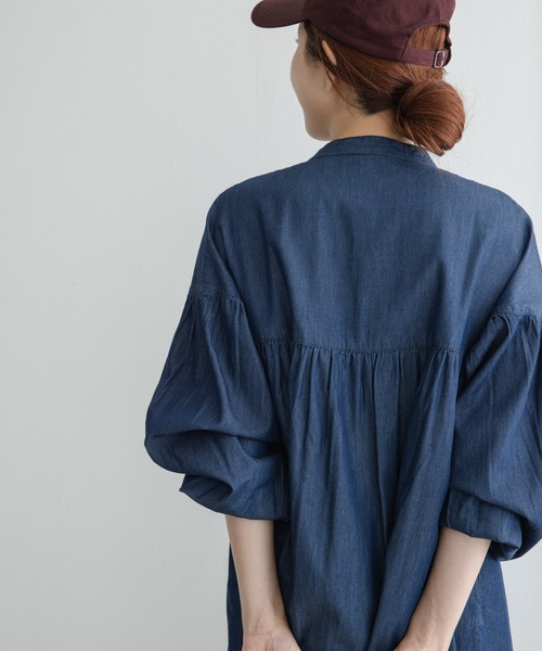 URBAN RESEARCH Sonny Label(アーバンリサーチサニーレーベル)の「デニムフリルワンピース(ワンピース・レディース・インディゴブルー/ライトインディゴブルー・FREE)」の12枚目の写真