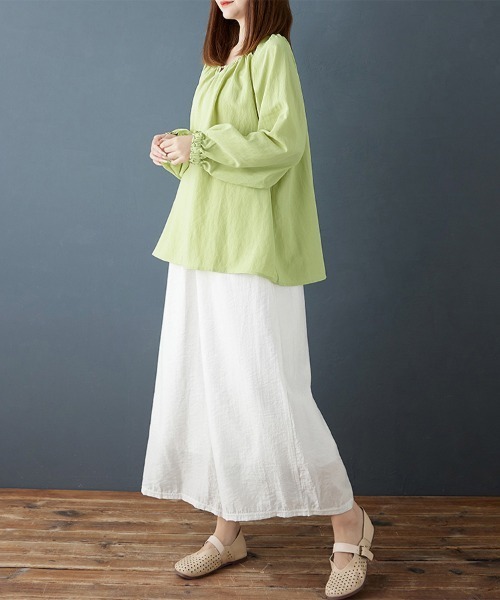 ReRe(リリ)の「ギャザーネックシャーリングブラウス(シャツ/ブラウス・レディース・ライム/ホワイト・LARGE/MEDIUM/X-LARGE)」の8枚目の写真
