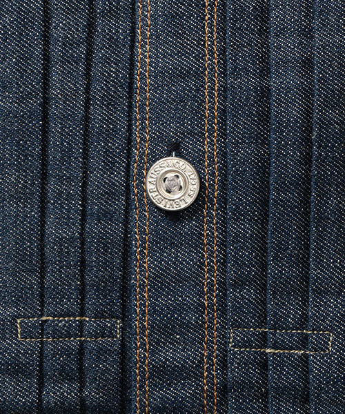 Levi's(リーバイス)の「LEVI'S(R) VINTAGE CLOTHING 1890 デニムジャケット リジット ダークインディゴブルー/8.8oz(デニムジャケット・メンズ・ダークインディゴブルー・MEDIUM/SMALL/LARGE/X-SMALL)」の6枚目の写真