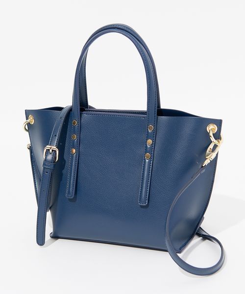 VIS（ビス）の「【MORE10月号掲載】【2WAY】ボンディング船型トートバッグ（トートバッグ・レディース・ブラック/ベージュ/ネイビー・FREE）」の3枚目の写真