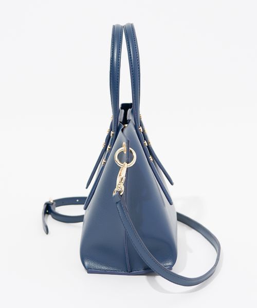 VIS（ビス）の「【MORE10月号掲載】【2WAY】ボンディング船型トートバッグ（トートバッグ・レディース・ブラック/ベージュ/ネイビー・FREE）」の4枚目の写真