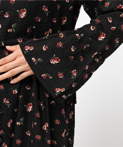 WEGO（ウィゴー）の「WEGO/フラワーガウンワンピース（ワンピース・レディース・ブラック/ワイン・FREE）」の10枚目の写真