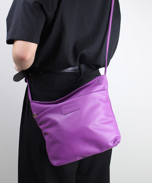 tsumori chisato CARRY(ツモリチサトキャリー)の「ライトラム ショルダーバッグ(ショルダーバッグ・レディース・ホワイト/レッド/パープル/ブラック/ピンク/ラベンダー/ブラウン系その他/グリーン・FREE)」の6枚目の写真