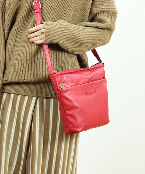 tsumori chisato CARRY(ツモリチサトキャリー)の「ライトラム ショルダーバッグ(ショルダーバッグ・レディース・ホワイト/レッド/パープル/ブラック/ピンク/ラベンダー/ブラウン系その他/グリーン・FREE)」の8枚目の写真