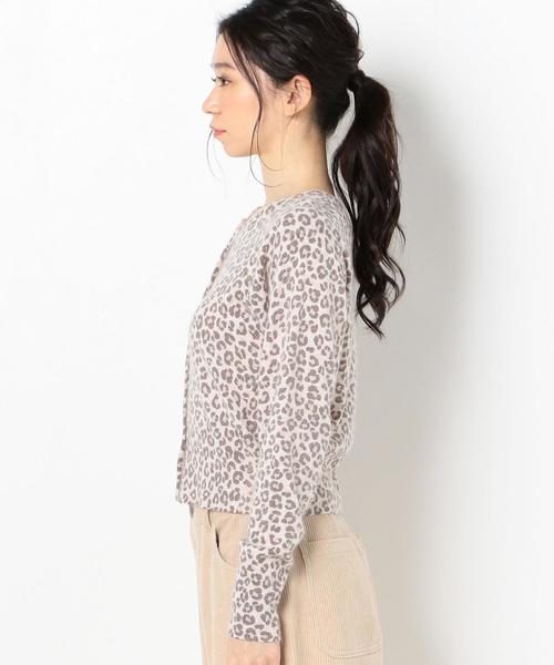 Another Edition（アナザーエディション）の「レオパードクルーネックカーディガン ◆（カーディガン/ボレロ・レディース・ベージュ/ライトピンク・FREE）」の5枚目の写真