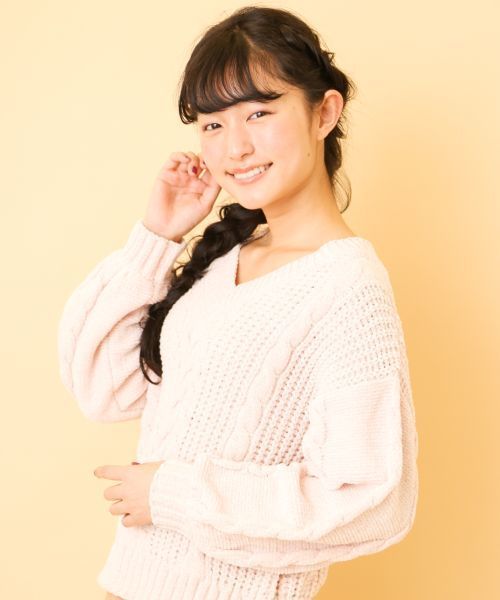 OLIVE des OLIVE(オリーブデオリーブ)の「ベロアモールプルオーバー(ニット/セーター・レディース・オフホワイト/ピンク/グリーン/ラベンダー・FREE)」の8枚目の写真