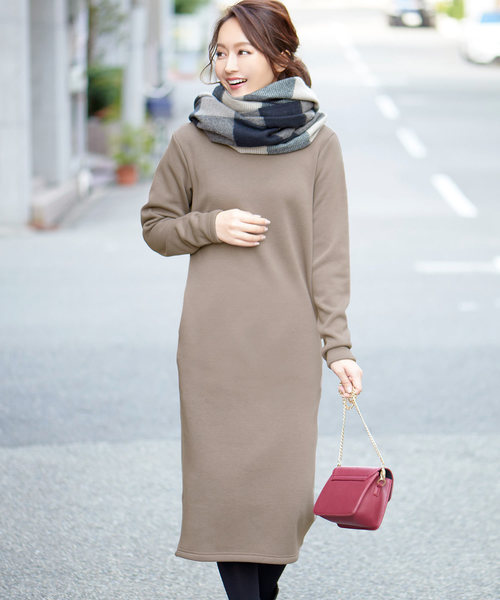 KOBE LETTUCE（コウベレタス）の「まるで着る毛布！暖かさダントツ『ぬく盛り』Iラインスウェットワンピース/レディース[E1745]神戸レタス（ワンピース・レディース・ベージュ系その他/ネイビー/チャコールグレー/ブラック・FREE）」の3枚目の写真