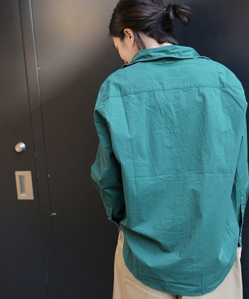 niko and...（ニコアンド）の「マーセベーシックレギュラーシャツ【niko and ...】（シャツ/ブラウス・レディース・ホワイト/レッド/グリーン/カーキ/ラベンダー/ピンク・MEDIUM/LARGE）」の13枚目の写真