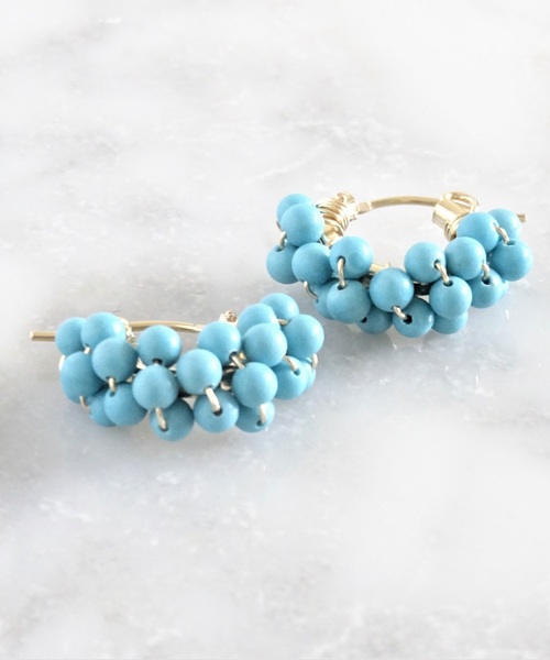TONE SELECT GOODS（トーンセレクトグッズ）の「【marinaJEWELRY】14kgf/Turquoise wrapped pierced earring（ピアス（両耳用）・レディース・ブルー・S）」の4枚目の写真
