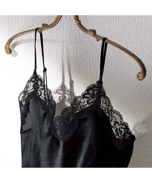 Lingerie by GeeRA（ランジェリーバイジーラ）の「静電防止サテンスリップ／レギュラー丈（その他アンダーウェア/インナー・レディース・ブラック/オフホワイト/ブラック系その他/ネイビー/ピンク/ライトブルー/シャンパン/グレイッシュブルー/ワイン/グリーン/ダークネイビー/スモークピンク/ホワイト系その他・LARGE/X-LARGE/MEDIUM/SMALL）」の17枚目の写真