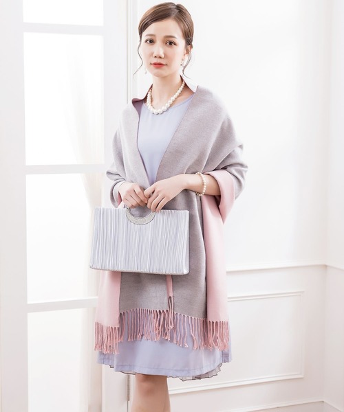 DRESS STAR(ドレス スター)の「ビジューラディアルサテンプリーツパーティークラッチバッグ(クラッチバッグ・レディース・ブラック/ダークブラウン/シャンパン/シルバー・フリー)」の14枚目の写真