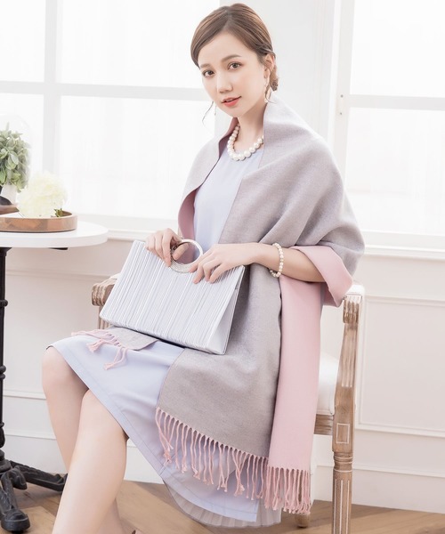 DRESS STAR(ドレス スター)の「ビジューラディアルサテンプリーツパーティークラッチバッグ(クラッチバッグ・レディース・ブラック/ダークブラウン/シャンパン/シルバー・フリー)」の7枚目の写真