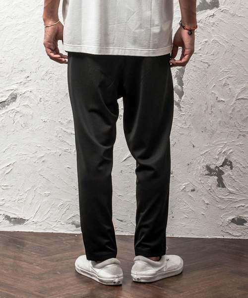MinoriTY（マイノリティ）の「ポンチ素材テーパードリラックスパンツ（その他パンツ・メンズ・ブラック/ベージュ/ネイビー・M/L/XL）」の7枚目の写真